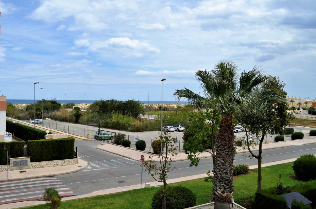 Family Beach Agua Marina Oliva Bagian luar foto